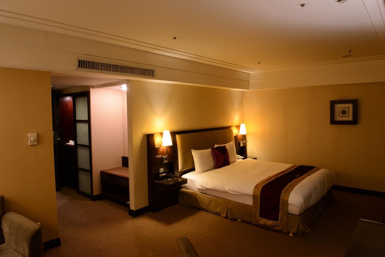 Nisus Hotel ไทเป ภายนอก รูปภาพ
